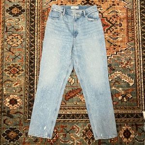 Abercrombie Curve Love 90’s Straight Ultra High Rise Jeans